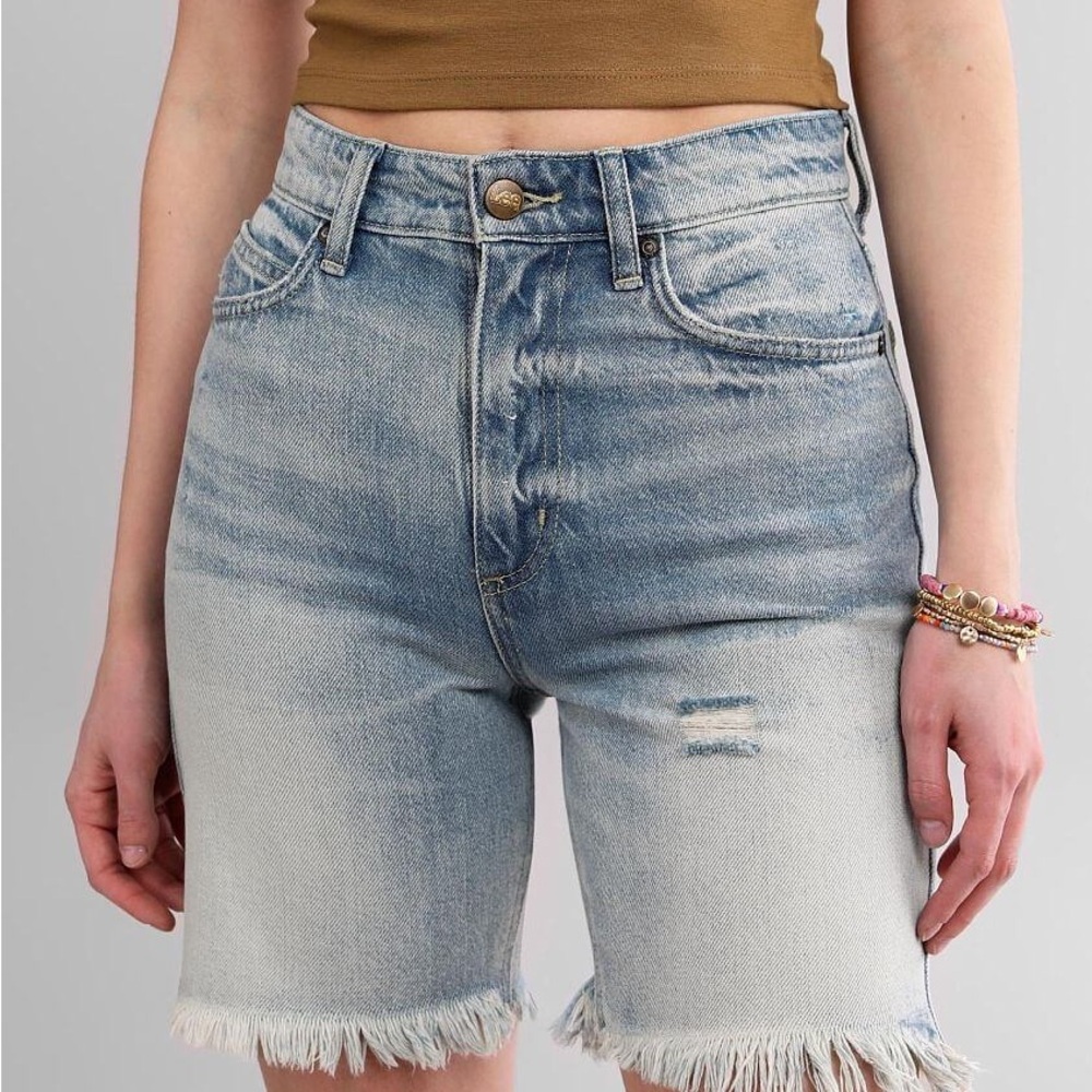 Lee High Rise Vintage Modern Bermuda Short